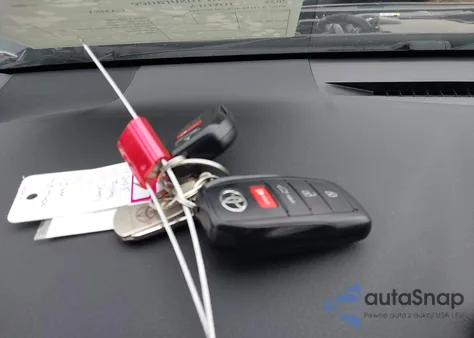 2025 Toyota Camry Se z USA, uszkodzony, nr VIN 4T1DAACK2SU065344